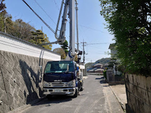 サンヨーハウス株式会社 コンクリートポンプ車 種類豊富なログハウス