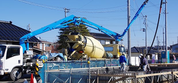 コンクリートポンプ車