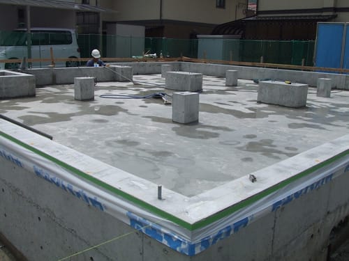 基礎工事(ベタ基礎)